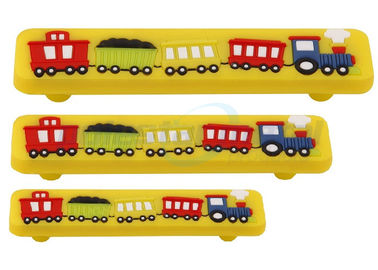 Poignée acrylique de traction de Cabinet de barre de train en métal du matériel 128mm cc de jaune de coin fait sur commande d'enfants